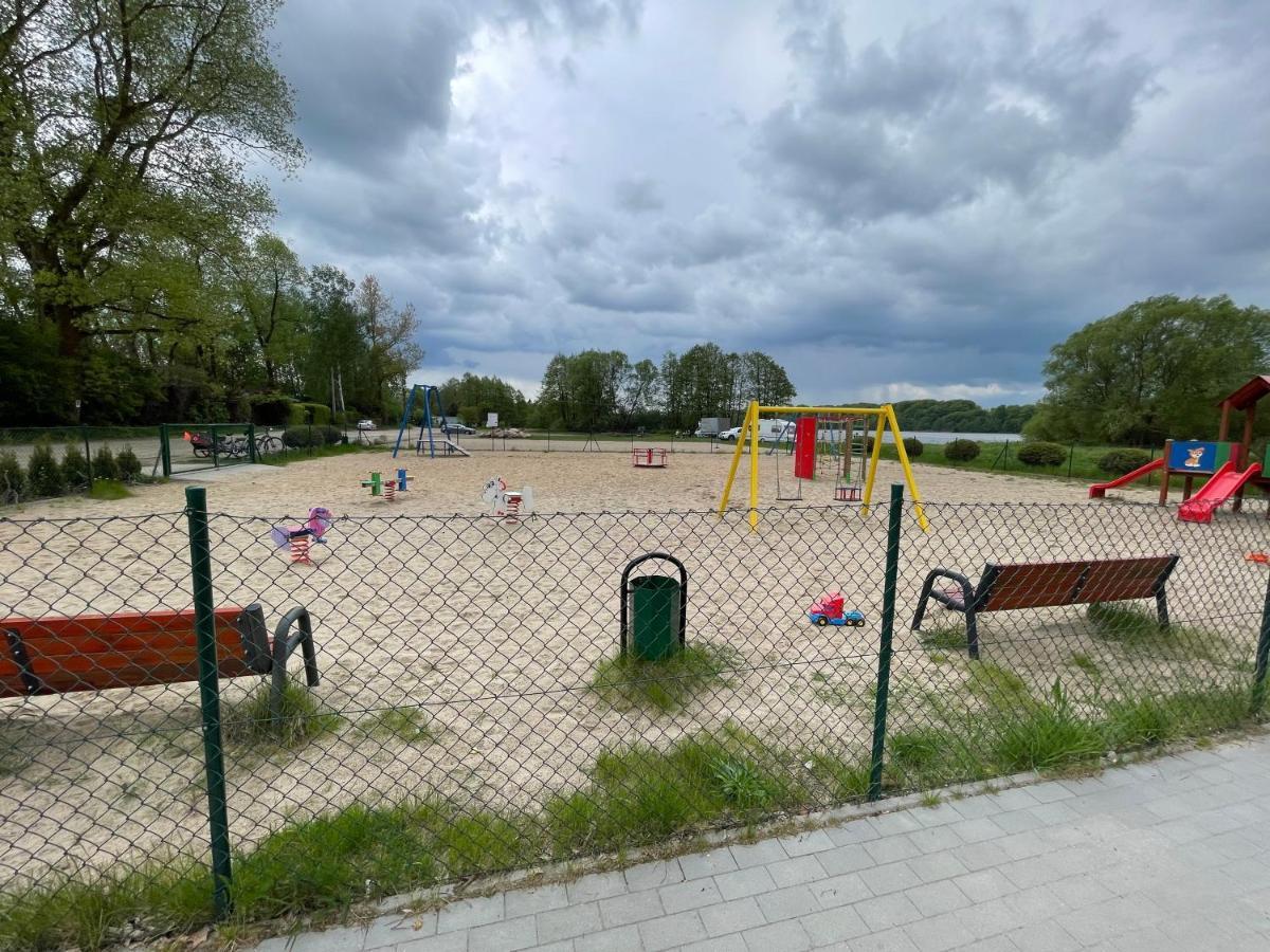 Domowy Zakatek Villa Tuchom Exteriör bild
