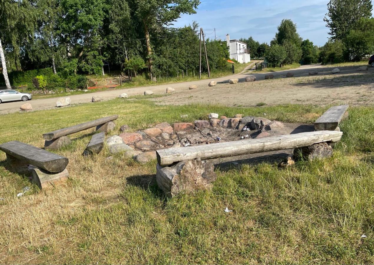 Domowy Zakatek Villa Tuchom Exteriör bild