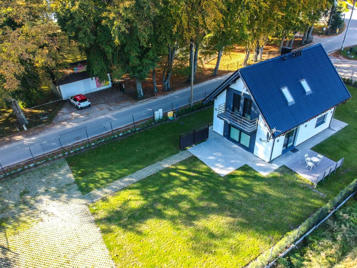 Domowy Zakatek Villa Tuchom Exteriör bild